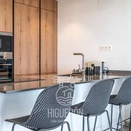 Higueronrentals Blue Oasis Apartment