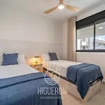 Higueronrentals Blue Oasis * 푸엔히롤라