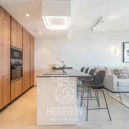 Higueronrentals Blue Oasis פואנגירולה