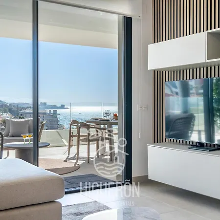 Higueronrentals Blue Oasis דירה