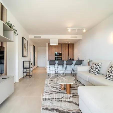 דירה Higueronrentals Blue Oasis